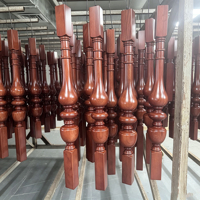 Poteau d'escalier en bois massif sur mesure, balustre d'escalier en bois dur de qualité supérieure, pilier de rampe d'escalier intérieur pour projet résidentiel