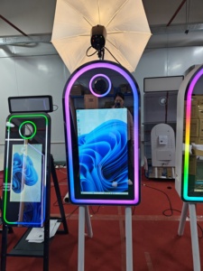 Miroir Magique Photo Booth à Prix d'Usine avec Appareil Photo et <span class=keywords><strong>Imprimante</strong></span> Optionnelles – Miroir Selfie Photo Booth pour Mariages et Fêtes - Product Image 5