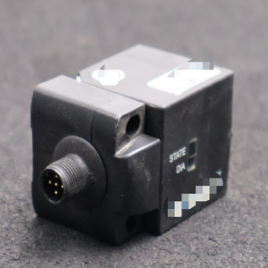 新しいオリジナル既製安全スイッチ CESAPC01AHSB111145 ID NO 111145 IP67 PLC プログラミング コントローラー - Product Image 1