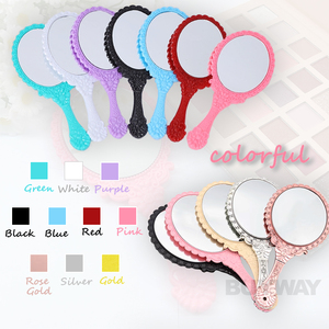 Juego de espejo de mano y peine con diseño floral vintage, espejo de mano pequeño de plástico con logotipo personalizado, espejo cosmético de lujo con forma de corazón - Product Image 2