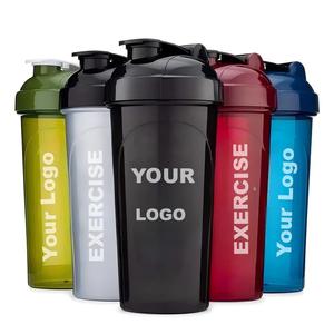En stock – Gourde mélangeuse portable 700 ml pour sport et fitness, idéale pour milkshakes et protéines en poudre, avec fonction de mesure et de consommation directe - Product Image 1