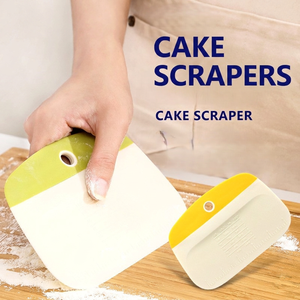Grattoir à pâte en PP de qualité alimentaire avec échelle de mesure, coupe-pâte flexible et spatule de pâtisserie pour gâteaux, pain, pizza et fondant - Product Image 1