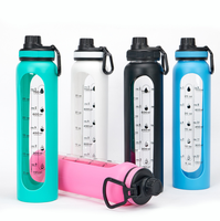 Bouteille d'eau en verre FrutPunch de 18 oz avec couvercle anti-fuite, marqueur de temps, manchon en silicone, compatible lave-vaisselle pour le bureau et la salle de sport (rose)
