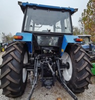 Tractor Usado Económico SNH1204 de 120HP con Cabina y Aire Acondicionado para Bolivia, Perú, Nigeria y el Sudeste Asiático