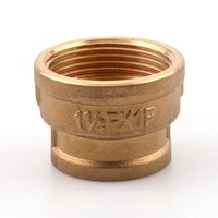 Prix usine Raccord de tuyauterie en laiton poli hexagonal, adaptateur fileté égal avec bouchon à douille, pour basse pression 10mm, usiné CNC