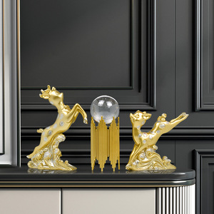 Sáng Tạo Bắc Âu Quyến Rũ Hươu Bức Tượng Với Pha Lê Bóng Trang Trí Nội Thất Nhựa Hươu Động Vật Bức Tượng Cho Món Quà Cưới - Product Image 5