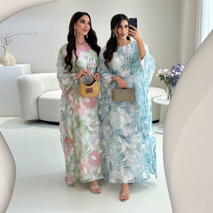 Elegante Vestido Interior Bordado para Mujer, Estilo Modesto, Diseño para Oriente Medio y Europa, Ideal para el Comercio Exterior Musulmán - Product Image 1