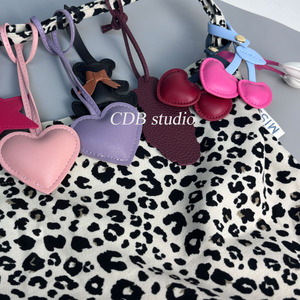 Portachiavi portachiavi in pelle PU fortunato, accessori per chiavi auto, borsa alla moda con ciondolo alla moda accessori - Product Image 4