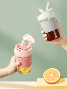 Vaso de Vidrio Moderno Minimalista con Tapa y Pajita, Reutilizable y Portátil, Apto para Lavavajillas, Unisex - Product Image 2