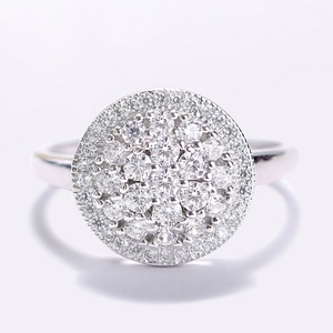 แหวนหมั้นเงินแท้ 925 ยี่ห้อซันสตาร์ ประดับเพชร CZ ระยิบระยับ ชุบโรเดียม เหมาะสำหรับงานแต่งงานและงานปาร์ตี้ สำหรับผู้หญิง - Product Image 3