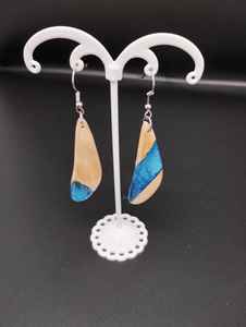 Pendientes de Resina y Madera Duraderos, Joyería Ecológica Hecha a Mano, Diseño Moderno, Perfectos para Uso Diario, Cumpleaños y Festividades - Product Image 3