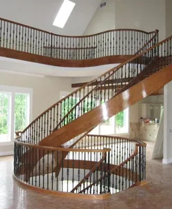 Поднимите ступени лестницы из массива дерева L-образные деревянные ступени и изысканные Балясины для лестниц в помещении