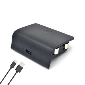 Bộ pin nhựa có thể sạc lại cho Bộ điều khiển không dây Series x + cáp loại 1m với gói bán lẻ Bảo hành 12 tháng - Product Image 1