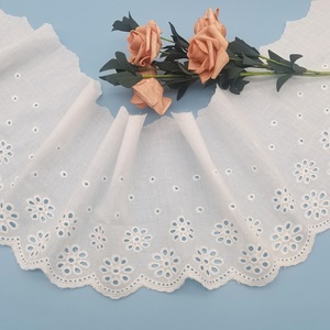 Adorno de encaje floral bordado de algodón de 19cm con diseño de gasa festoneada elegante para coser y hacer manualidades XX 30X10X40 - Product Image 4