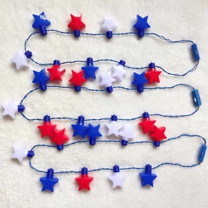 USA patriottico 4 ° di July LED collana con luce lampeggiante rosso bianco blu Blow stelle Martdi Gras partito favore perline lanciare - Product Image 2