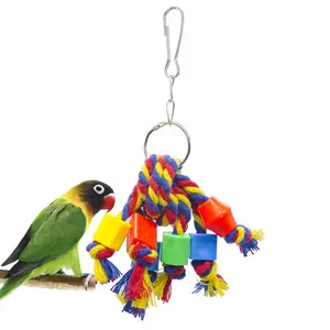 Cuerda de algodón de colores, juguete colgante de cuentas de plástico para pájaros y loros pequeños y medianos