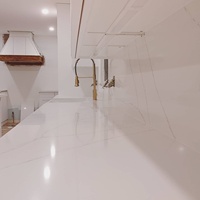 Comptoir au design moderne artificiel blanc Carrara Nano cristallisé marbre îlot de cuisine coupé à la taille pour table à manger