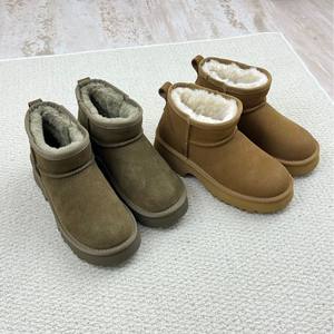 รองเท้าบูทหุ้มข้อแบบสั้นสำหรับผู้หญิง บุขนสัตว์ด้านใน หนังแท้ เหมาะสำหรับฤดูหนาว หิมะ ดีไซน์ทรงนางเงือก พื้นรองเท้าเสริมความสูง บุขนแกะให้อุ่น กันลื่น สวมใส่สบาย - Product Image 4