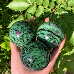 Boule de cristal de zoïsite avec rubis naturel, vente en gros, <span class=keywords><strong>pierre</strong></span> précieuse Anyolite pour la guérison, la décoration intérieure <span class=keywords><strong>et</strong></span> les rituels - Product Image 2