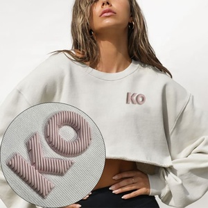 Lettres personnalisées de marque à effet surélevé avec logo en silicone souple pour vêtements Étiquettes de transfert de chaleur pour t-shirt - Product Image 3