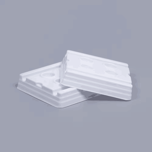 Mini coupelles de mélange dentaires jetables blanches en plastique avec options 2 et 4 trous - Product Image 1