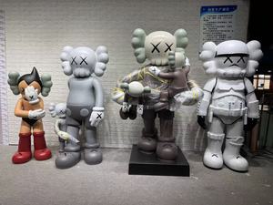 発送準備完了 4フィート等身大 コンパニオンアートコレクタブル カウ像 おもちゃ アクションフィギュア ホームデコレーションギフト - Product Image 3