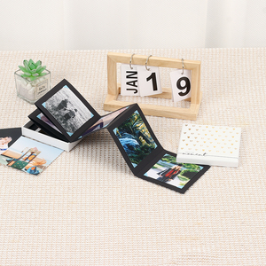 Álbum de <span class=keywords><strong>Fotos</strong></span> Plegable Tipo Acordeón de Papel <span class=keywords><strong>Polaroid</strong></span> con Logotipo Personalizado al por Mayor, <span class=keywords><strong>Caja</strong></span> para Recuerdos de Graduación, Cumpleaños, Bebés, Familia, Bodas - Product Image 1