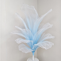 Centre de table de mariage moderne de luxe, fleur géante en organza pour la décoration de mariages, fêtes et événements
