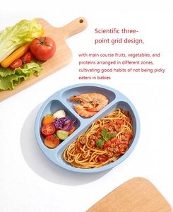 Ensemble d'alimentation pour bébé en silicone écologique sans BPA, 8 pièces, fournitures pour l'autonomie alimentaire du bébé, bol à ventouse divisé en forme d'ours, motif animal de dessin animé - Product Image 4