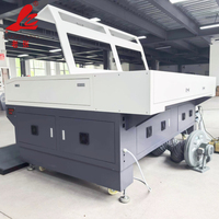 Nouvelle machine de découpe laser CO2 numérique à double tête haute vitesse pour tissu de casquettes de baseball et découpe textile automatique