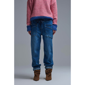 กางเกงยีนส์ทรงหลวมพร้อมกระเป๋าด้านหน้าและเชือกผูกที่เอว - Product Image 4