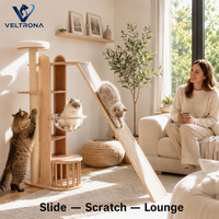 Arbre à chat multi-activités avec bol bulle en acrylique, rampe, poteau en sisal et niche en bois, mobilier d'intérieur, vente en gros