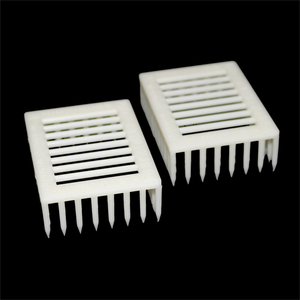 Jaula <span class=keywords><strong>de</strong></span> plástico para marcar <span class=keywords><strong>abejas</strong></span> reina, atrapador <span class=keywords><strong>de</strong></span> <span class=keywords><strong>abejas</strong></span> con espaciado <span class=keywords><strong>de</strong></span> 4mm, aguja para panal <span class=keywords><strong>de</strong></span> colmena, compartimento rectangular, cubierta con cierre para la prisión <span class=keywords><strong>de</strong></span> <span class=keywords><strong>abejas</strong></span> reina - Product Image 4