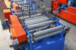 China Z Voll automatischer Modell wechsel Stahlrahmen Cz Wechselbare Pfetten rolle Preis Lieferant Form Maschine - Product Image 4