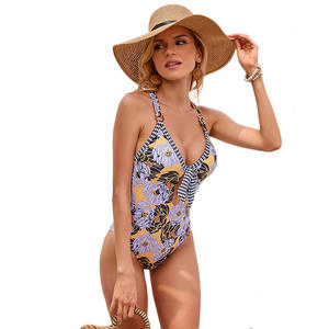 Maillot de bain une pièce à fleurs européen et américain sexy pour femmes avec découpes, bretelles à nouer et design dos nu. - Product Image 5