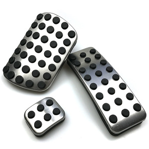 Metal Foot Pedals For Mercedes-Benz A B GLA CLA ML GL R-Class Stainless Steel Accelerator Brake Rest Pad Auto Parts - Product Image 5