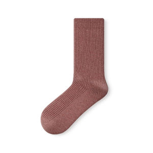 Chaussettes de sport personnalisées avec logo, échantillons de conception gratuits, chaussettes athlétiques respirantes pour équipes de basketball et de tennis - Product Image 3