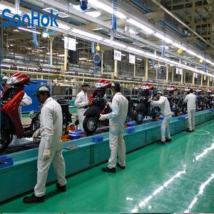 Hoogwaardige aluminiumlegering automatische lamellenkettingtransportband viertakt motorfiets assemblagelijn met PLC-besturing en testlijn - Product Image 1