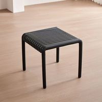 Table en plastique à plateau à lattes empilable en PP, table de salle à manger personnalisée pour l'intérieur et l'extérieur, table de café pour pique-nique, patio, jardin, bistrot, vente en gros