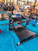 Machine à Pont de Gluteaux Professionnelle avec Plaque de Repose-Pieds Réglable, Coussin de Soutien pour les Cuisses et Rouleau Arrière pour Entraînement des Gluteaux et des Ischio-jambiers en Club