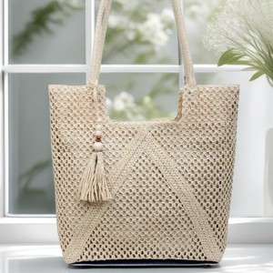 Nouveau Sac de Plage Grande Capacité Printemps/Été, Sac Fourre-tout Porté Main et Épaule, Sac Bandoulière en Paille Tressée Polyester Tanjing pour la Plage - Product Image 3