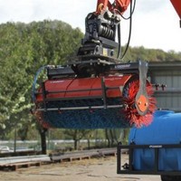 Balai pour excavatrice pour l'asphalte - Gardez vos surfaces en asphalte propres avec cet accessoire spécialement conçu, parfait pour le balayage
