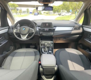 BMW Série 2 <span class=keywords><strong>Tourer</strong></span> d'occasion 2016 <span class=keywords><strong>218i</strong></span> Sport Design Package Compact <span class=keywords><strong>Tourer</strong></span> à vendre en gros à prix abordable pour l'exportation – Voitures d'occasion, véhicules de seconde main - Product Image 5