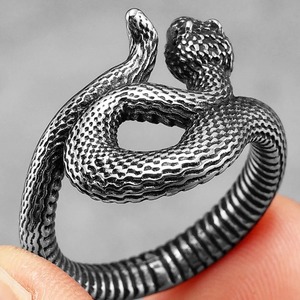 Đồ trang sức mới Punk phong cách vật liệu thép không gỉ quá trình oxy hóa PVD 18K vàng mạ rắn hình dạng vòng - Product Image 2