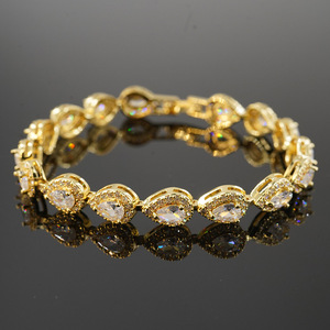 Nuovo Design Bracciale da Donna con Pietra CZ 5A a Goccia Zirconia <span class=keywords><strong>Starlet</strong></span> Bracciali Trendy con Charm per Donne - Product Image 2