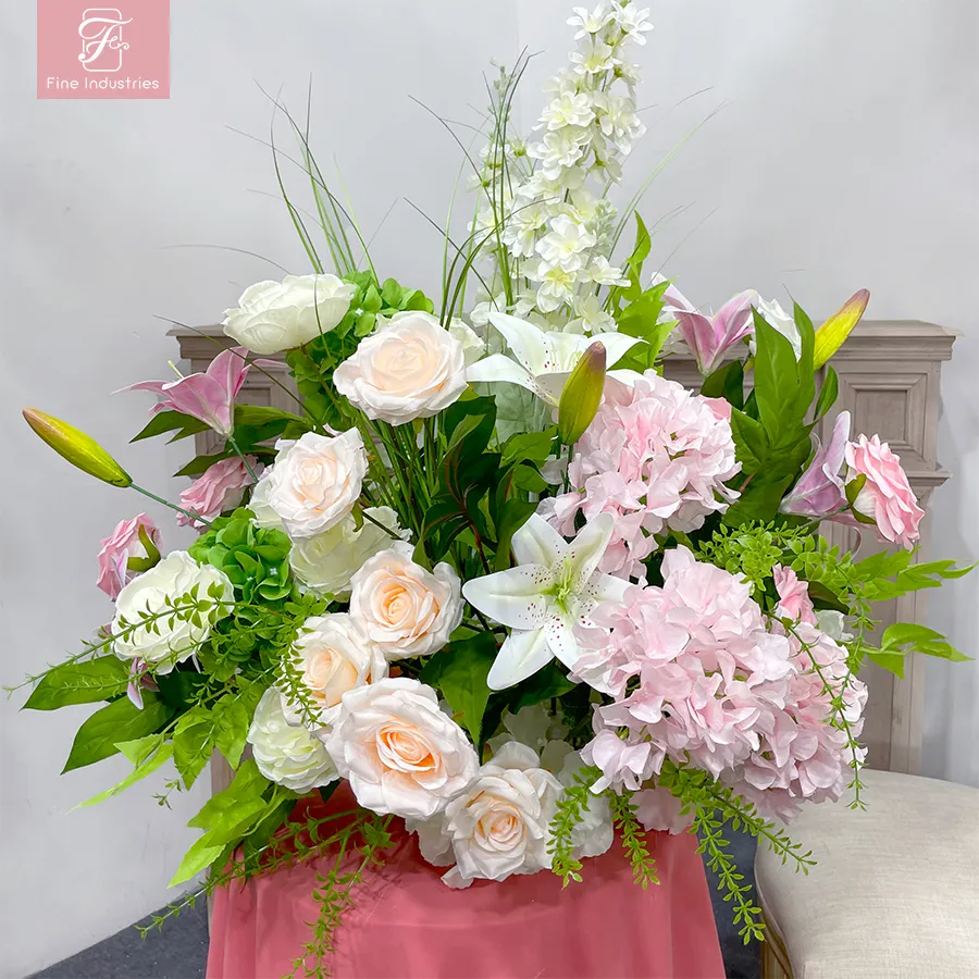 ดอกไม้ประดิษฐ์บอลตกแต่งงานแต่งงานดอกไม้ที่มีสีสัน Centerpieces บอลสําหรับงานแต่งงาน