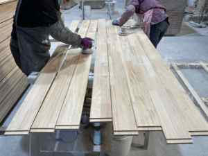 Venta Directa de Fábrica, Tabla de Madera Maciza de Pino Premium, Tabla Recta de Madera de Pino Radiata - Product Image 2