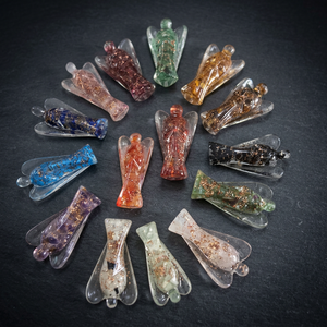 Figurine d'ange en cristal faite à la main avec des ailes, pierres précieuses assorties, pendentif orgone Reiki pour la guérison - Product Image 2