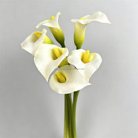 L-417 Vente en gros de mini-lys artificiels en PU au toucher réel, petites fleurs décoratives pour mariage, nouvel an, décoration de la maison