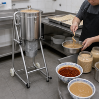 Machine à moudre les épices, broyeur industriel 380V avec chambre refroidie par air pour le traitement du curcuma et du poivre